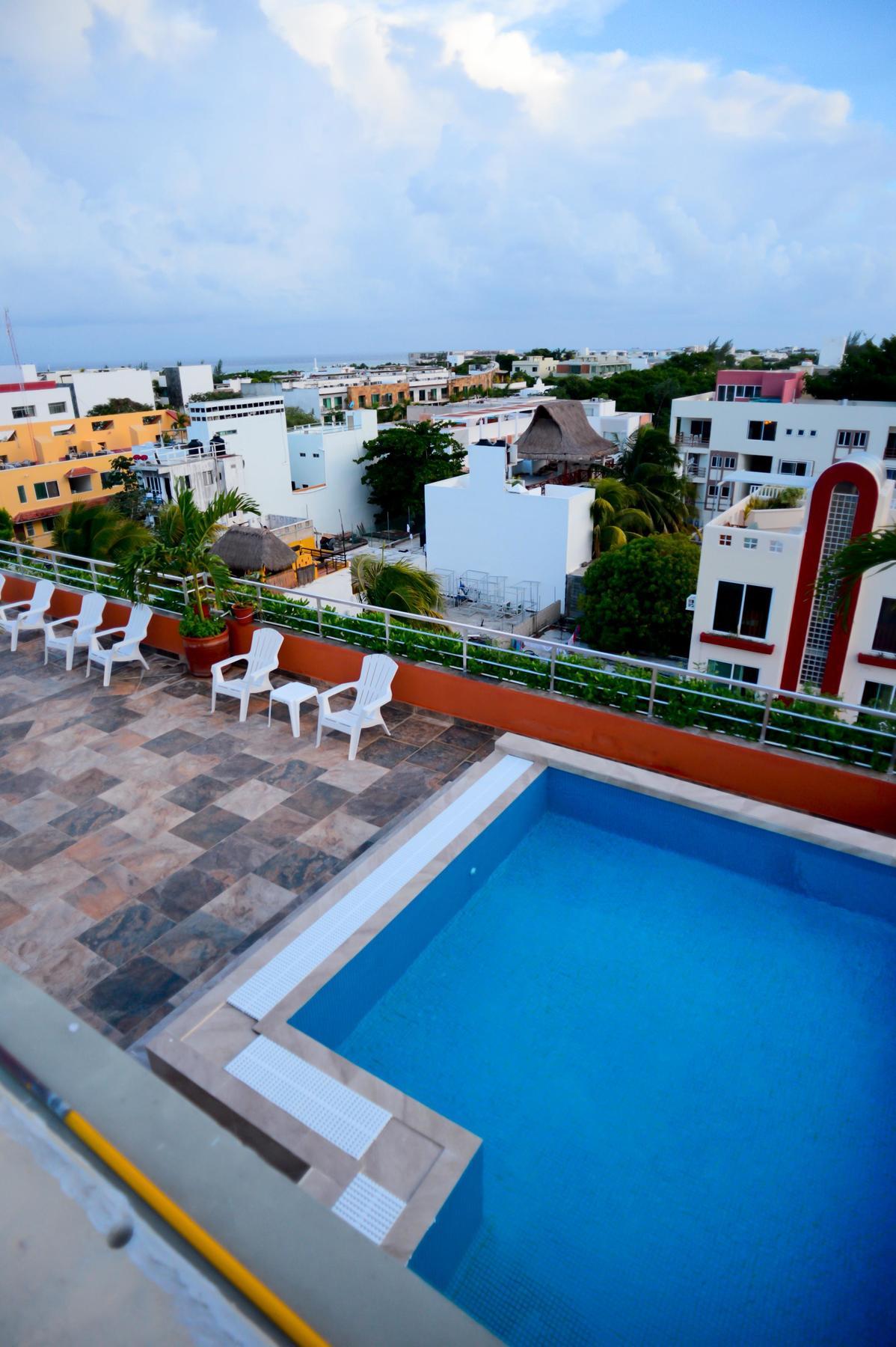 Sunrise 42 Suites Hotel Playa del Carmen Kültér fotó