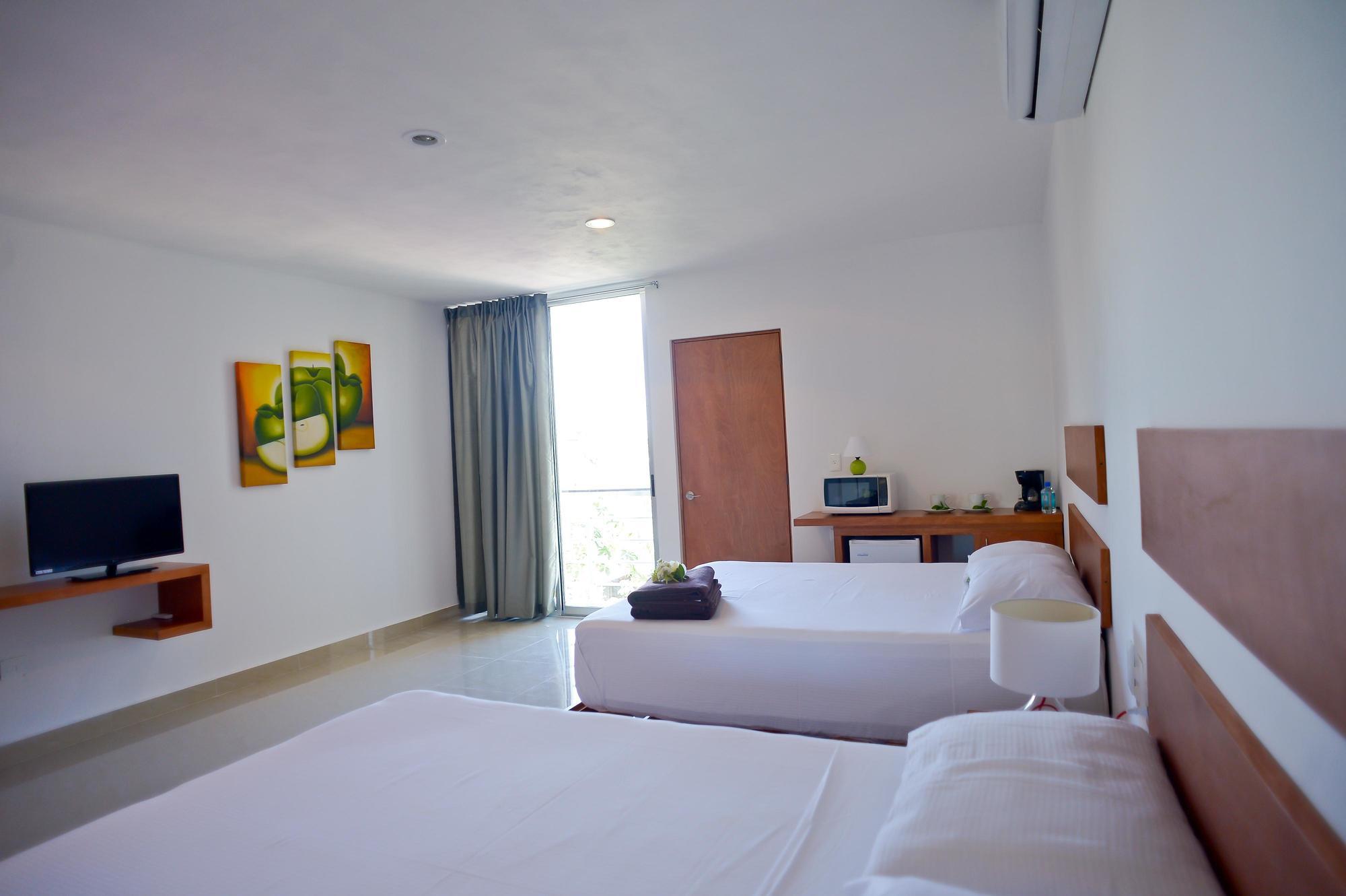 Sunrise 42 Suites Hotel Playa del Carmen Kültér fotó