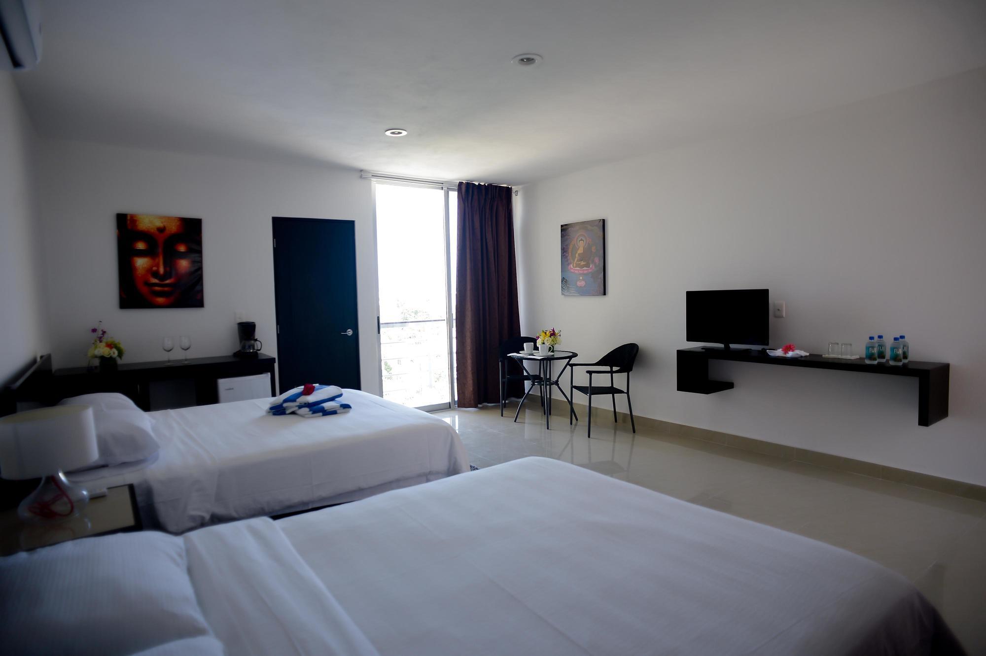 Sunrise 42 Suites Hotel Playa del Carmen Kültér fotó