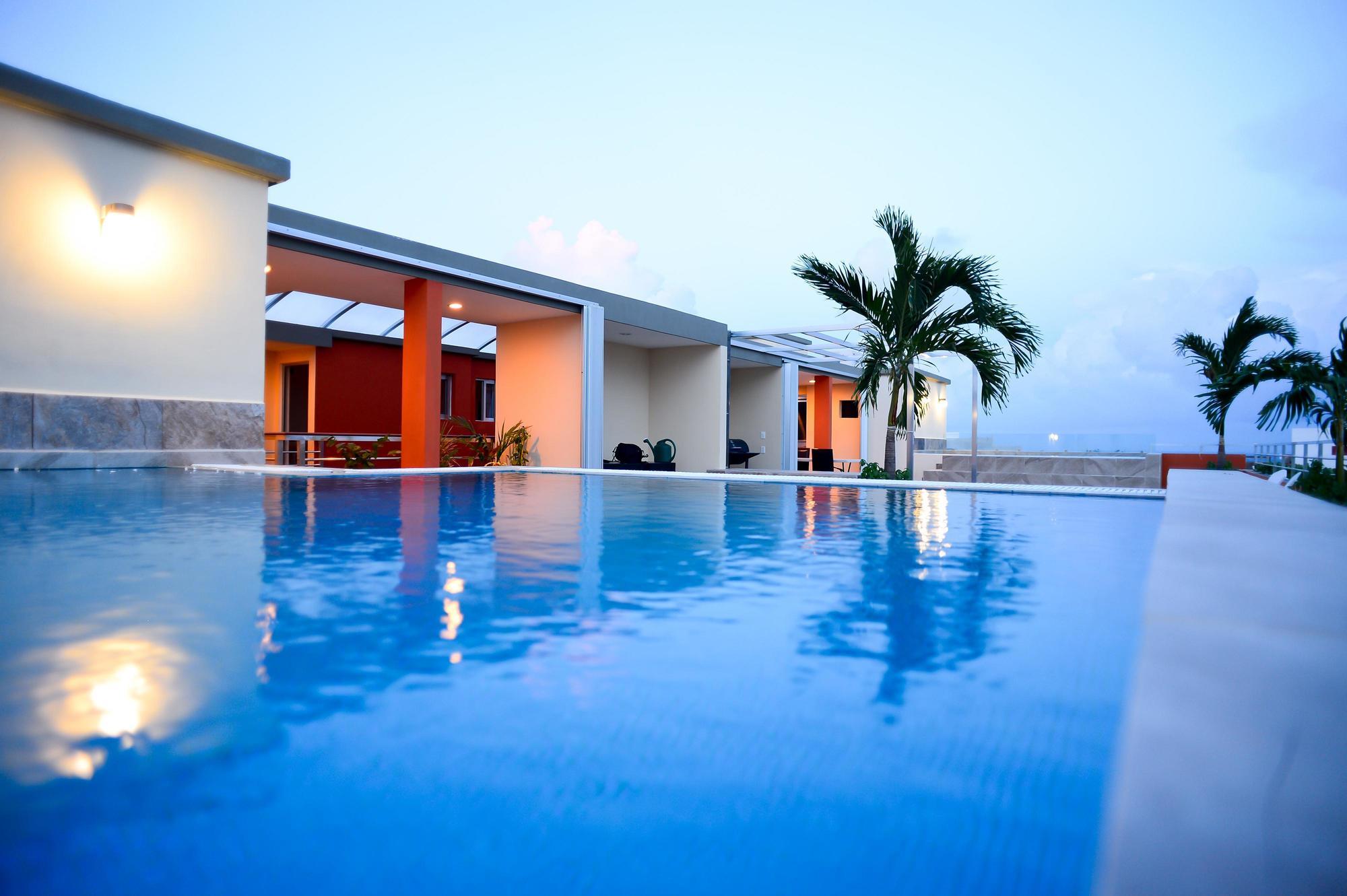 Sunrise 42 Suites Hotel Playa del Carmen Kültér fotó